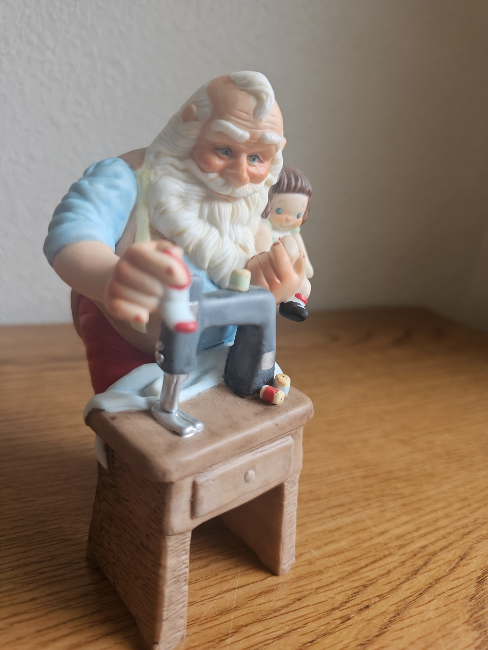 Hallmark Collectible The Toymaker Santa Hand Painted Fine Porcelain Figure NEW